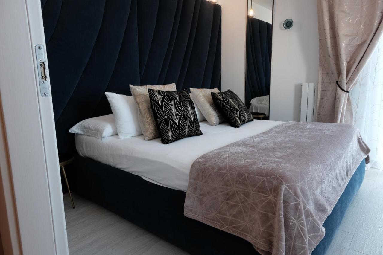 Altamarea Rooms Полиньяно-а-Маре Экстерьер фото
